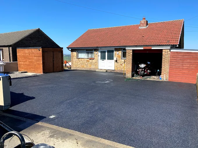 tarmac-driveway-installation-durham